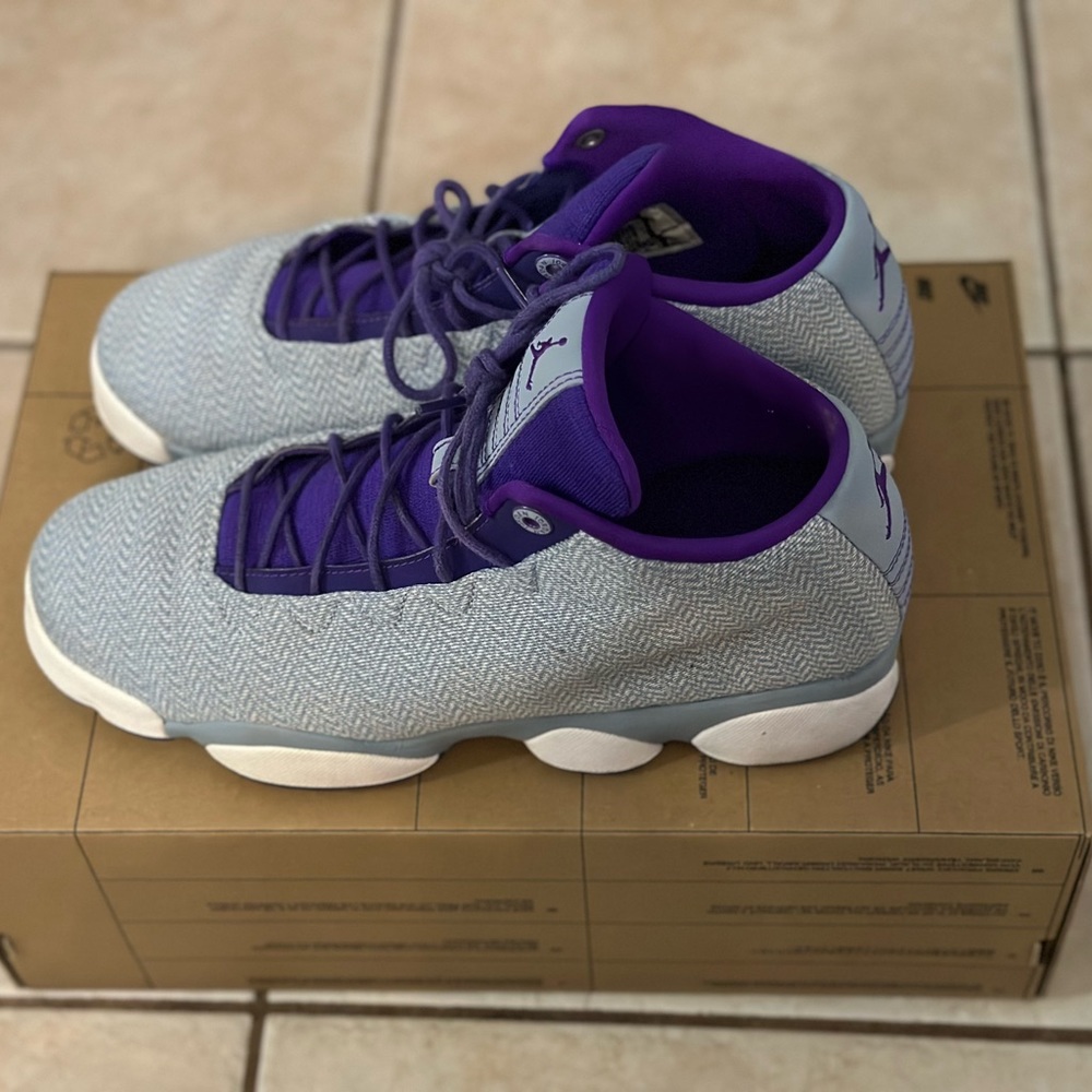 Nike‎ Jordans